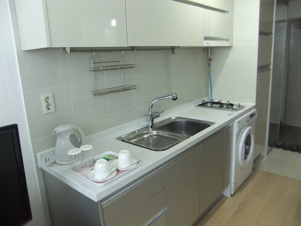 Residence & U Goyang Bagian luar foto
