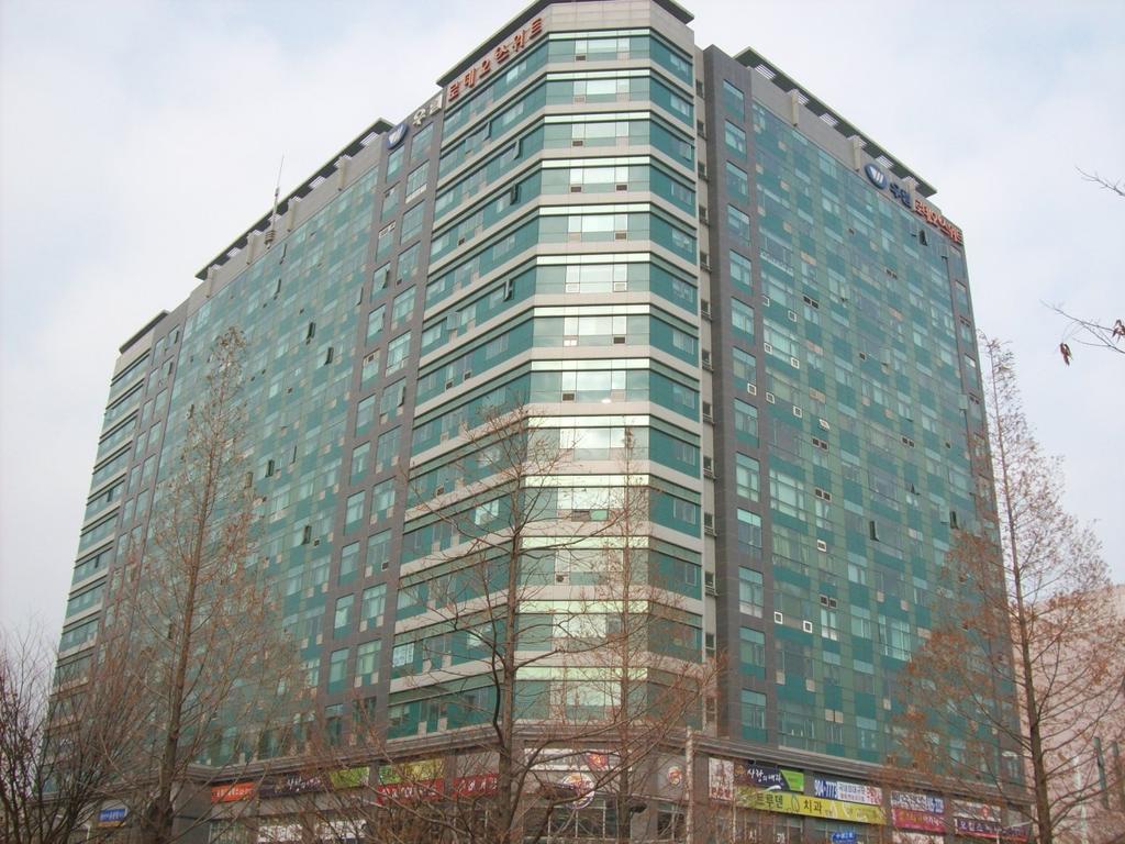 Residence & U Goyang Bagian luar foto